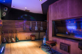 https://0201.nccdn.net/4_2/000/000/010/19b/sound-room-2.JPG